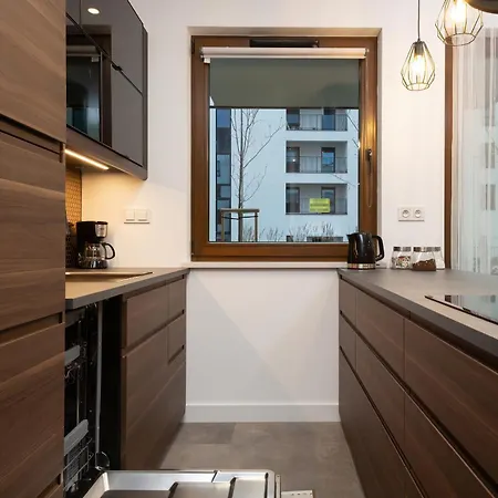 Lux Unique Rzeczypospolitej Apartment With Parking By Renters Prestige Warsaw Exterior photo