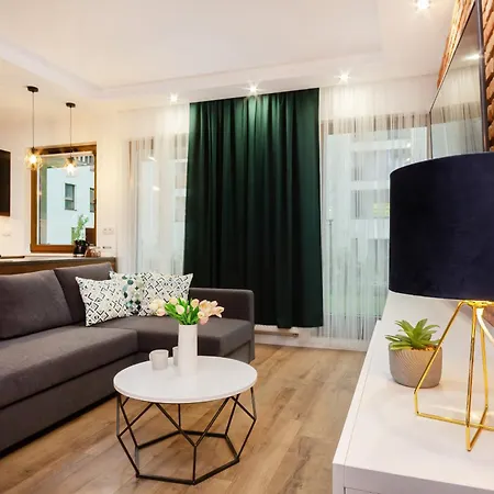 Lux Unique Rzeczypospolitej Apartment With Parking By Renters Prestige Warsaw Exterior photo